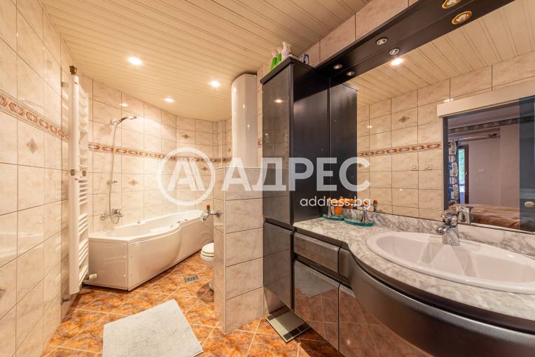 Многостаен апартамент, Варна, Бриз, 652405, Снимка 21