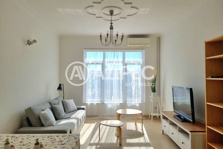 Двустаен апартамент, София, Център, 663405, Снимка 1