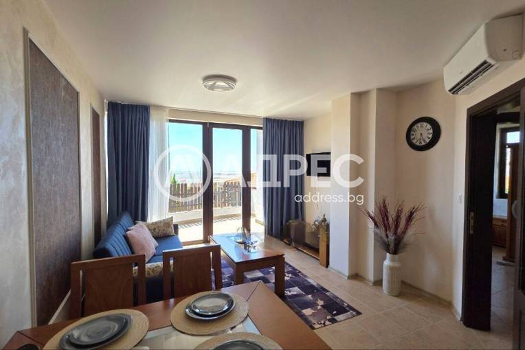 Тристаен апартамент, Кошарица, 676405, Снимка 1