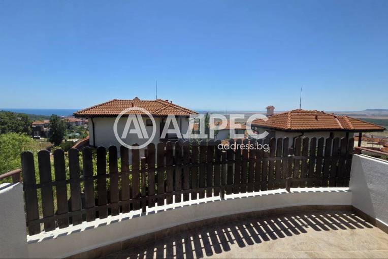 Тристаен апартамент, Кошарица, 676405, Снимка 2