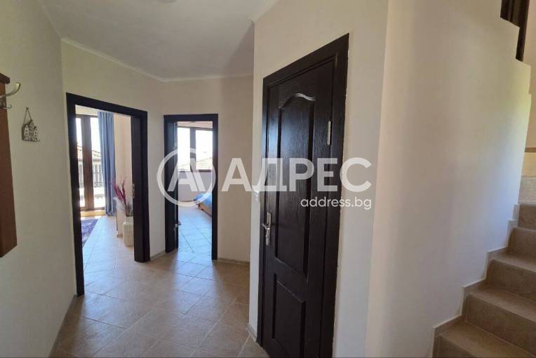 Тристаен апартамент, Кошарица, 676405, Снимка 8