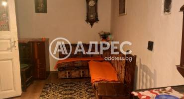 Къща/Вила, Велико Търново, Стара част, 677405, Снимка 1