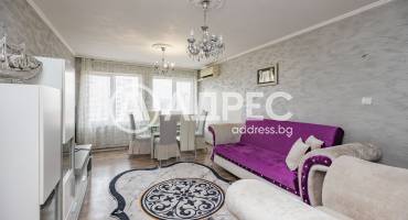 Тристаен апартамент, Варна, Колхозен пазар, 687405, Снимка 1