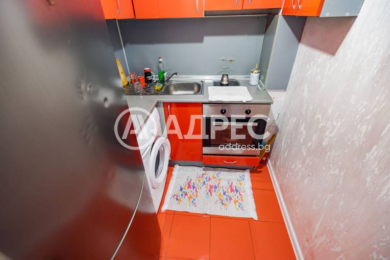 Тристаен апартамент, Варна, Колхозен пазар, 687405, Снимка 7