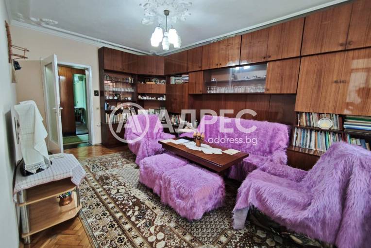 Многостаен апартамент, Шумен, Математическа гимназия, 700405, Снимка 1