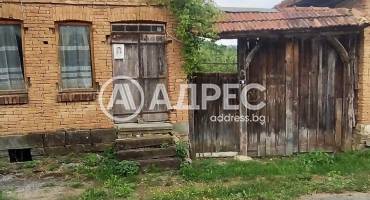 Къща/Вила, Горно трапе, 664407, Снимка 2