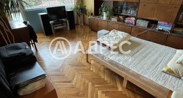 Тристаен апартамент, Велико Търново, Център, 674408, Снимка 4