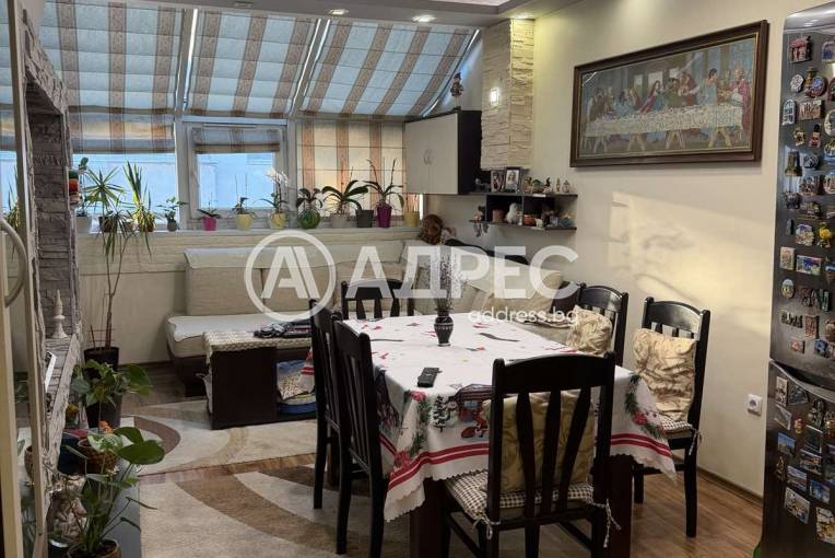 Двустаен апартамент, Варна, Трошево, 670409, Снимка 1