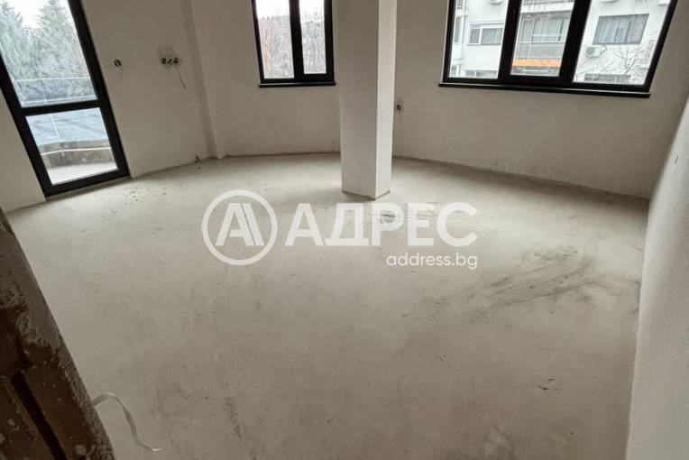 Тристаен апартамент, Велико Търново, Колю Фичето, 685409, Снимка 4