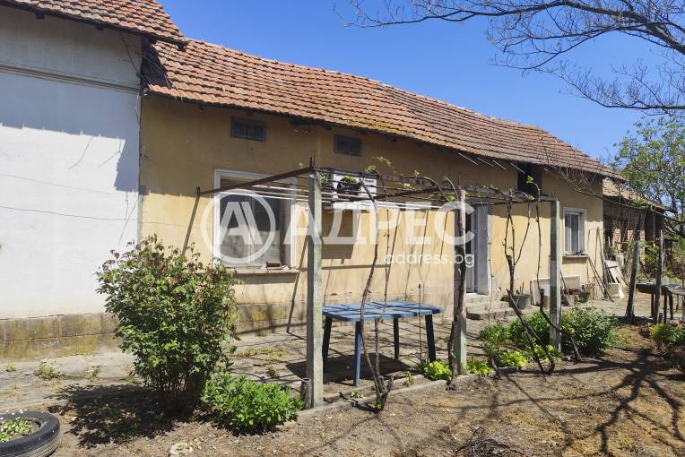 Къща/Вила, Тръстеник, 653410, Снимка 2