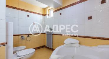 Многостаен апартамент, Варна, Център, 657411, Снимка 28