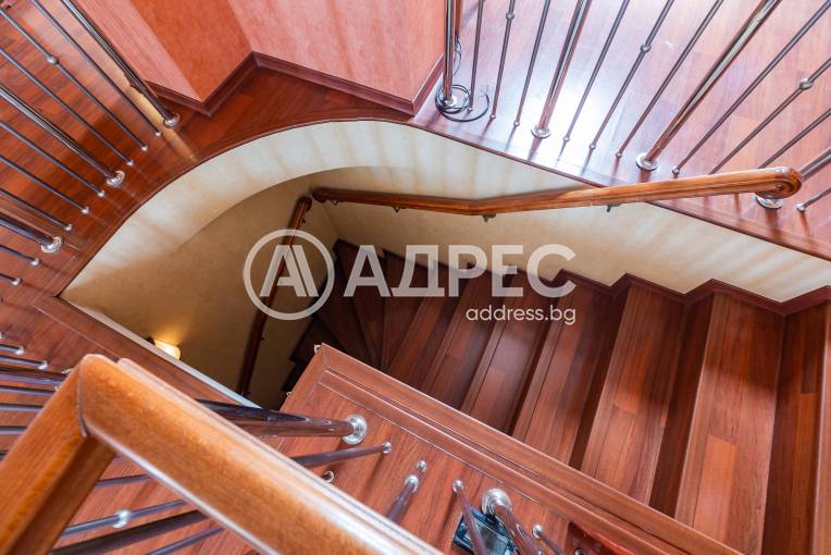 Многостаен апартамент, Варна, Център, 657411, Снимка 15