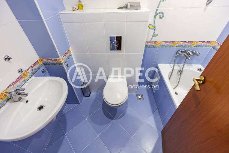 Многостаен апартамент, Варна, Център, 657411, Снимка 19