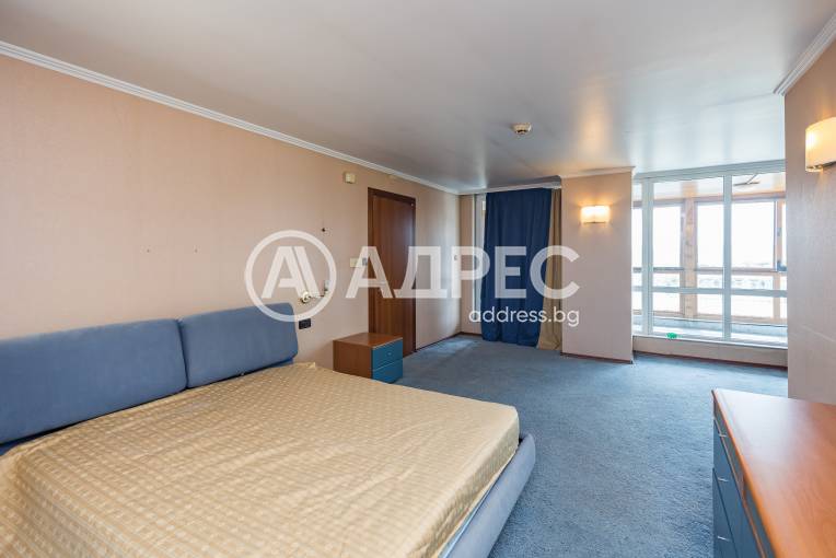 Многостаен апартамент, Варна, Център, 657411, Снимка 26