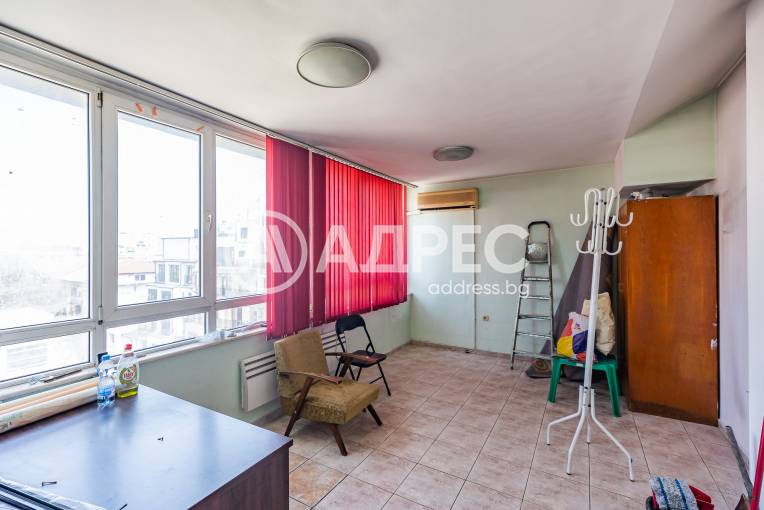 Многостаен апартамент, Варна, Център, 657411, Снимка 30