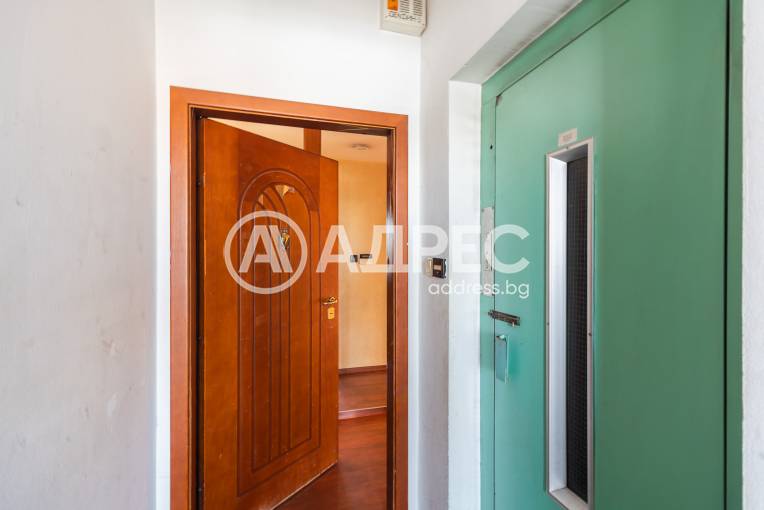 Многостаен апартамент, Варна, Център, 657411, Снимка 33