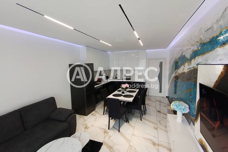 Тристаен апартамент, Варна, м-ст Евксиноград, 686411, Снимка 1