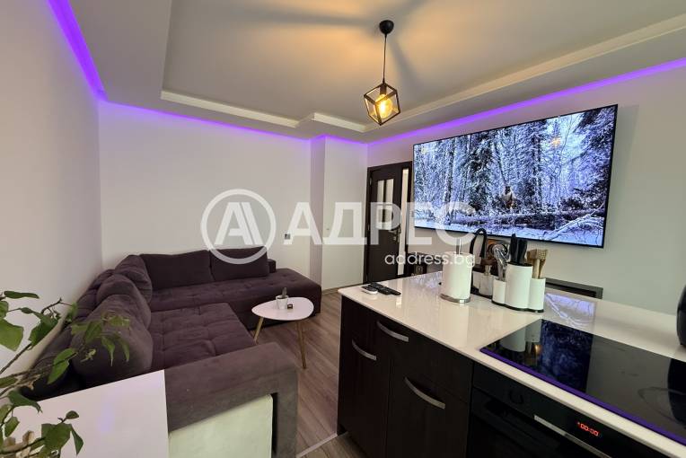 Тристаен апартамент, София, Гео Милев, 687411, Снимка 4