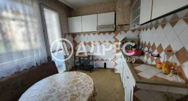 Тристаен апартамент, Ямбол, Златен рог, 666413, Снимка 2