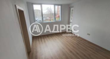 Тристаен апартамент, Варна, Левски, 681414, Снимка 1