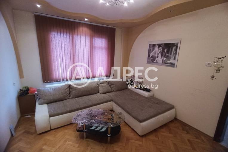 Двустаен апартамент, Разград, Васил Левски, 678416, Снимка 1