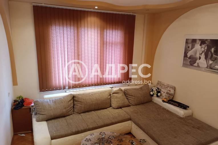 Двустаен апартамент, Разград, Васил Левски, 678416, Снимка 2