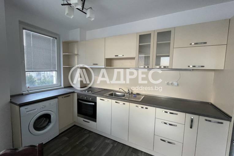 Тристаен апартамент, Велико Търново, Колю Фичето, 685416, Снимка 1