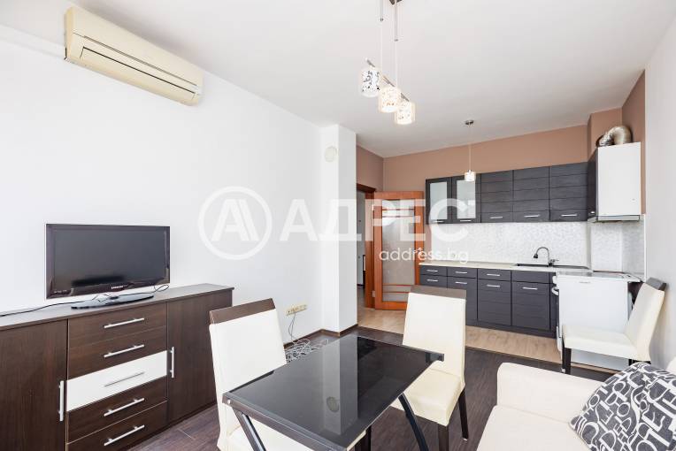 Двустаен апартамент, Варна, Галата, 699416, Снимка 1