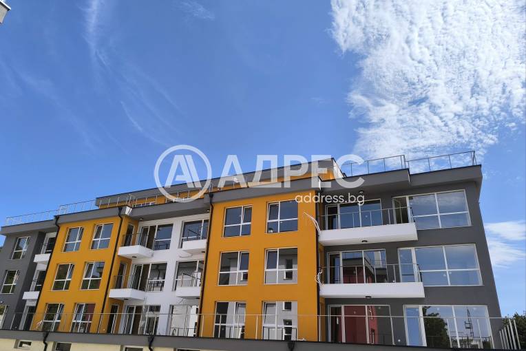 Тристаен апартамент, Варна, Виница, 674417, Снимка 1