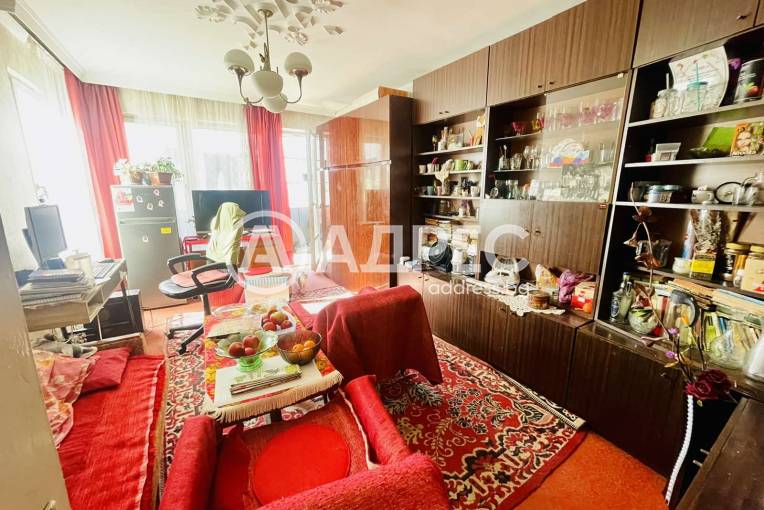 Двустаен апартамент, Шумен, Боян Българанов 1, 687420, Снимка 1