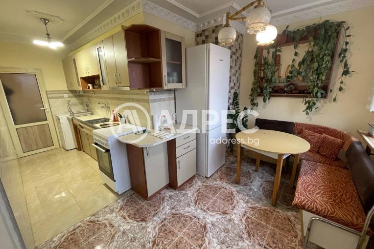 Многостаен апартамент, Шумен, Пазара, 677421, Снимка 4