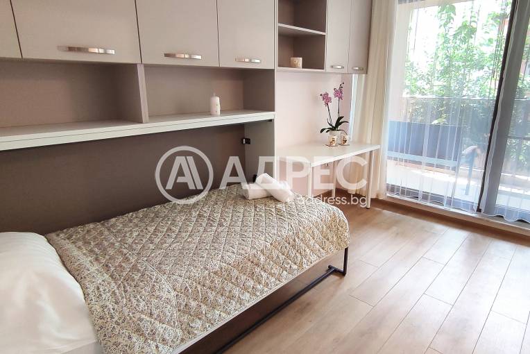 Тристаен апартамент, Варна, Червен площад, 666422, Снимка 7