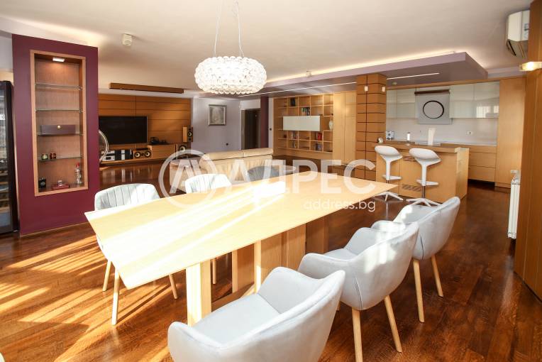 Многостаен апартамент, София, Витоша, 679422, Снимка 1