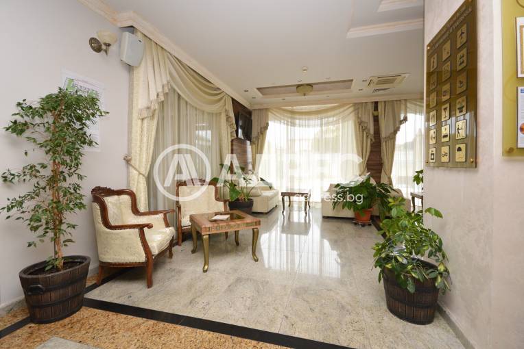 Двустаен апартамент, Поморие, местност Кротиря, 687422, Снимка 32
