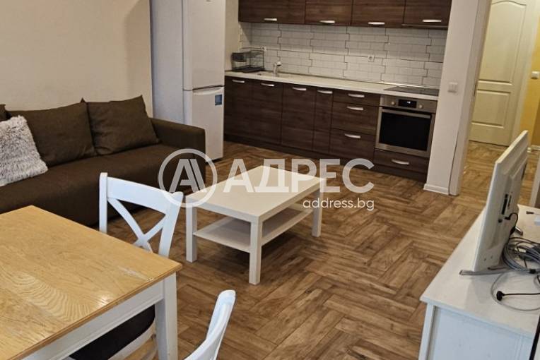 Тристаен апартамент, Варна, Окръжна болница, 689422, Снимка 1