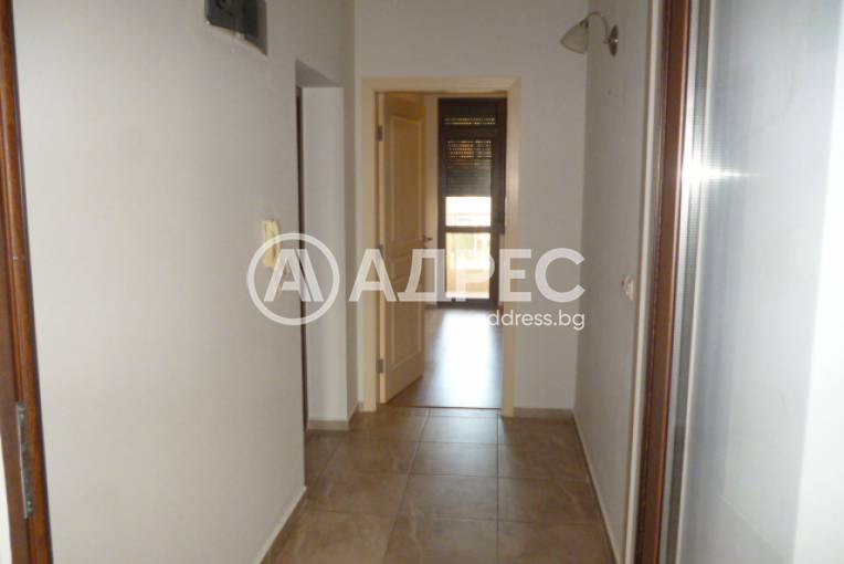 Многостаен апартамент, Добрич, Градски парк Свети Георги, 678423, Снимка 9