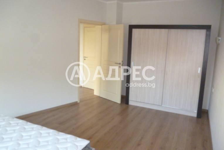 Многостаен апартамент, Добрич, Градски парк Свети Георги, 678423, Снимка 14