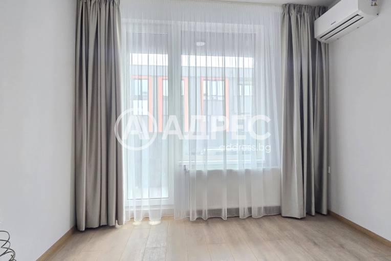 Тристаен апартамент, Шумен, Тракия, 688423, Снимка 3