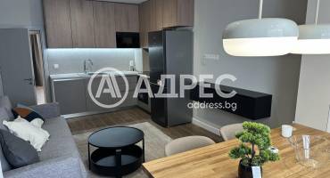 Тристаен апартамент, Варна, Базар "Левски", 694423, Снимка 1