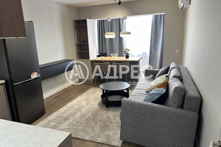 Тристаен апартамент, Варна, Базар "Левски", 694423, Снимка 2