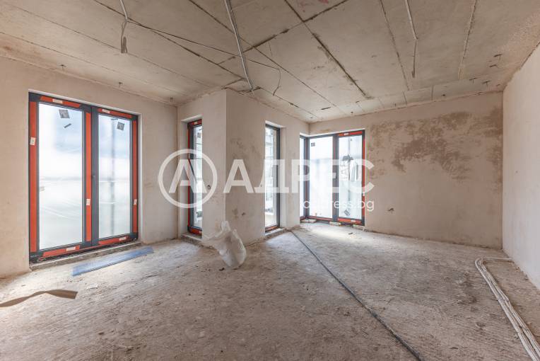 Двустаен апартамент, Варна, Общината, 675425, Снимка 1