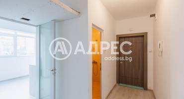 Тристаен апартамент, Варна, Базар "Левски", 676426, Снимка 14