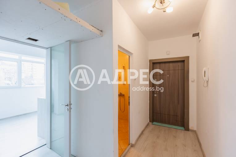 Тристаен апартамент, Варна, Базар "Левски", 676426, Снимка 14