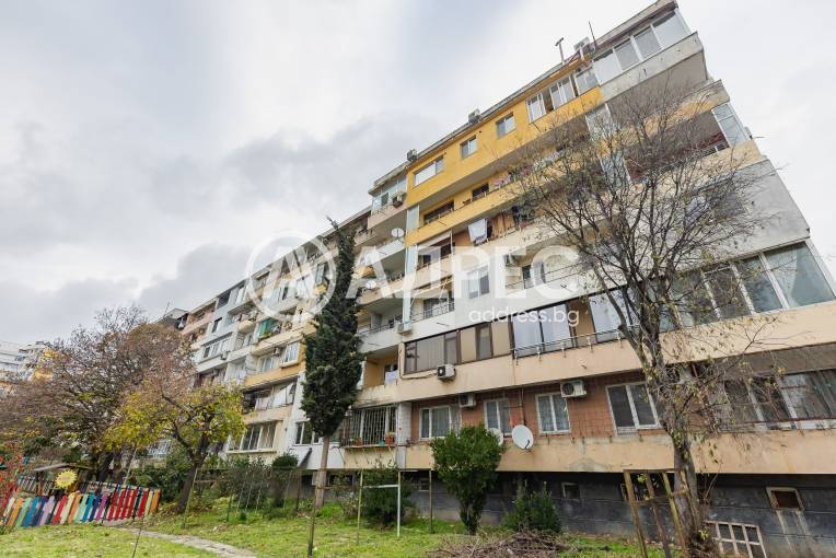 Тристаен апартамент, Варна, Базар "Левски", 676426, Снимка 16