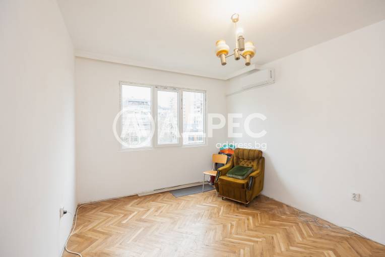 Тристаен апартамент, Варна, Базар "Левски", 676426, Снимка 6