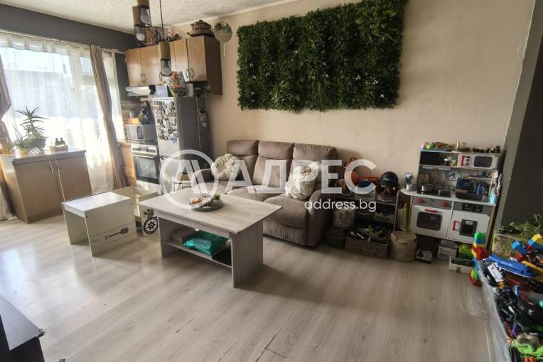 Двустаен апартамент, Шумен, Пазара, 683426, Снимка 1