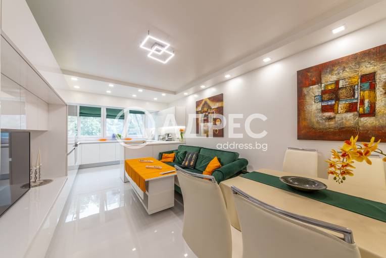 Тристаен апартамент, Варна, Трошево, 656427, Снимка 1