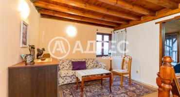 Къща/Вила, Горно трапе, 683427, Снимка 15