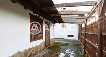 Къща/Вила, Горно трапе, 683427, Снимка 5