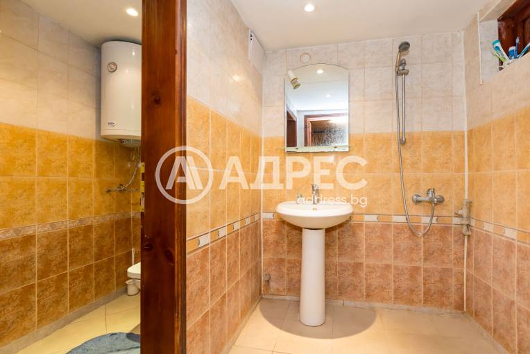 Къща/Вила, Горно трапе, 683427, Снимка 12